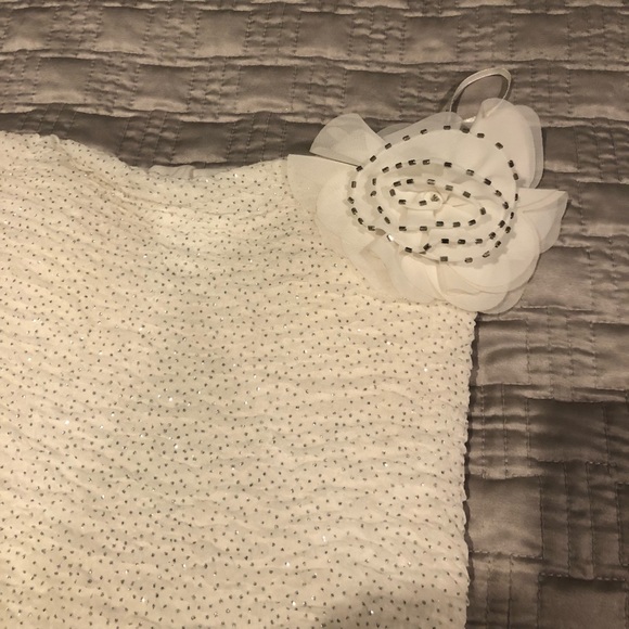 WHITE SPARKLY FLOWER DRESS - Picture 2 of 6